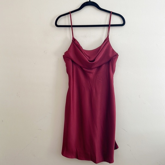 Hello Molly | You Make Me Dress Wine - Picture 7 of 10